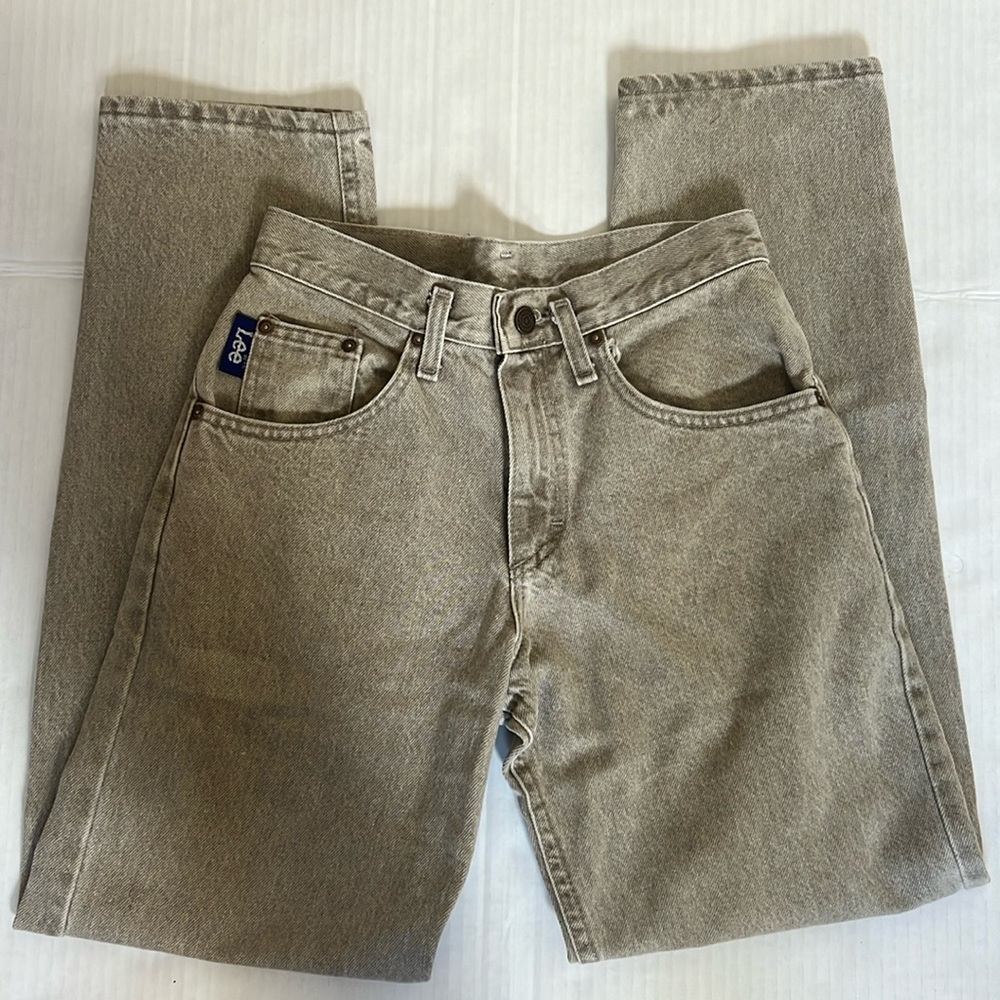 Vintage women’s Lee jeans 27x30 made in the USA!